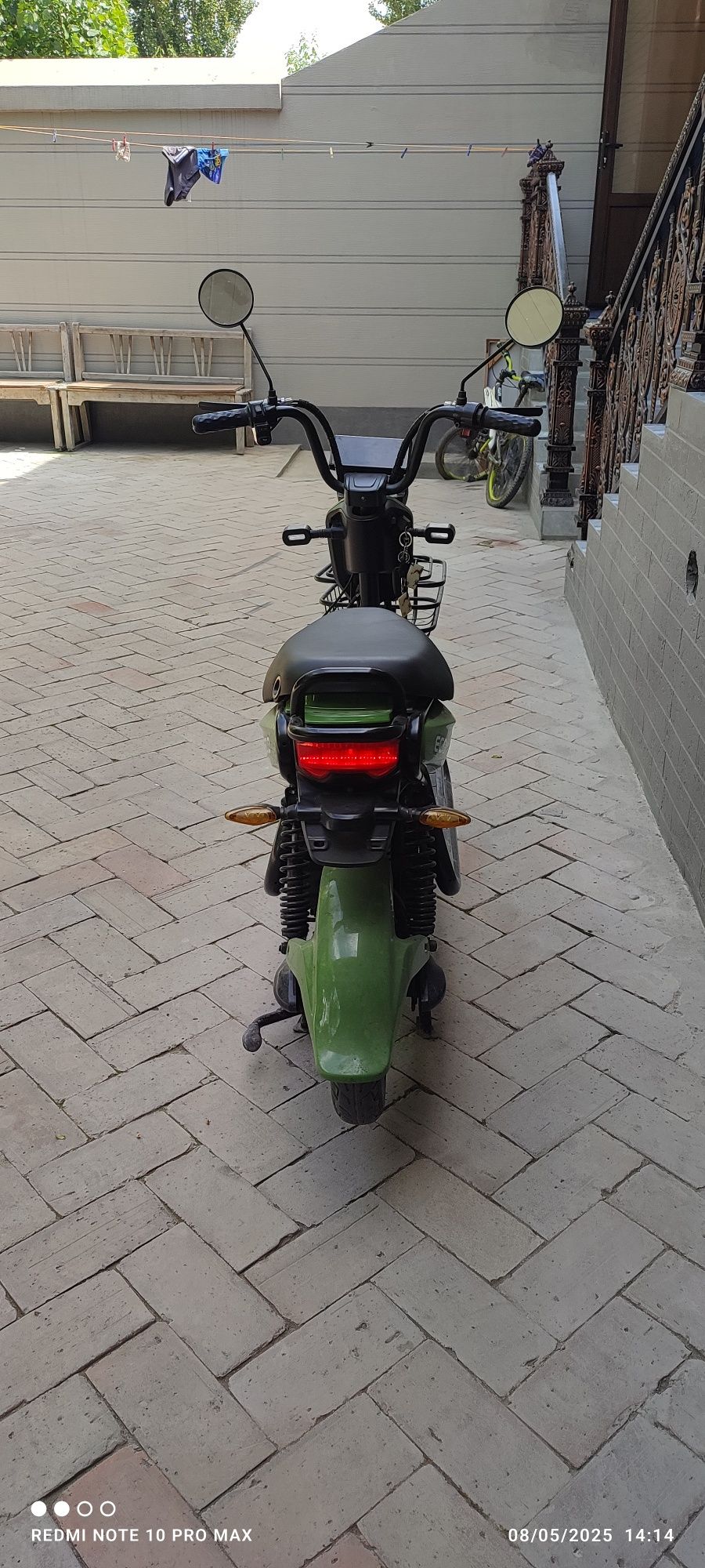 Skuter sotiladi aybi yoq