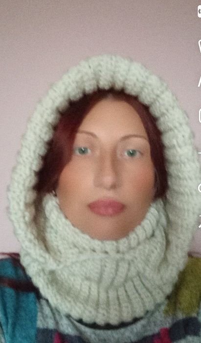 Шал с качулка 2 в 1