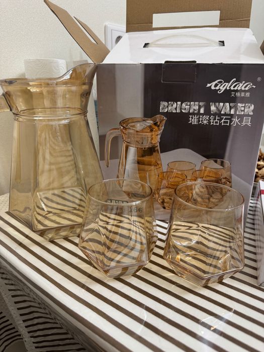 Посуда стакан тарелки