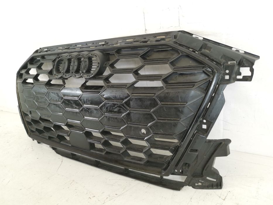 Централна решетка Ауди А3 / Audi A3 8Y Оригинална
