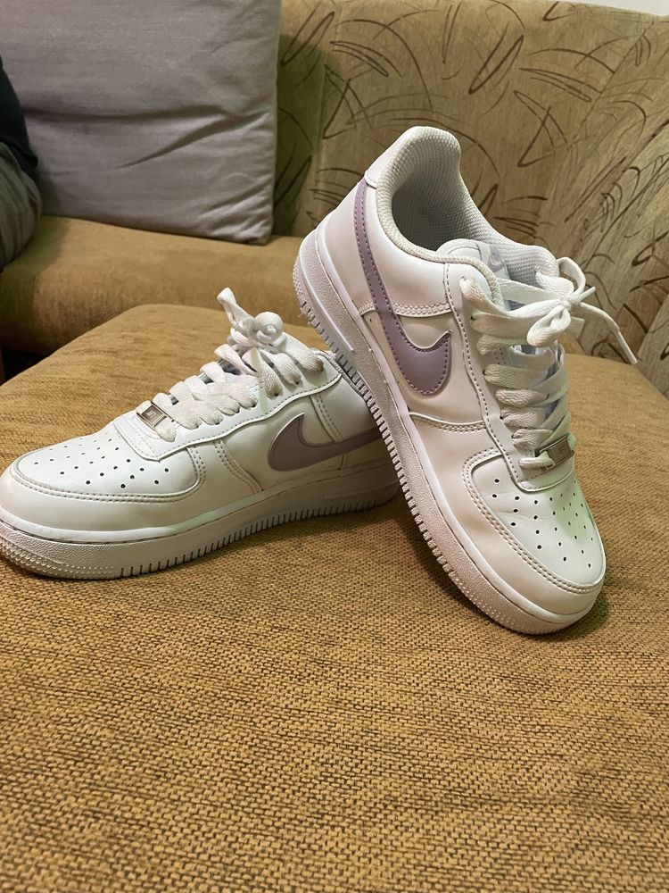 Air Force 1 Бели