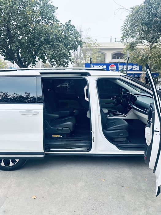 Kia Carnival 2023 Full