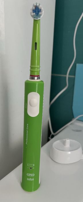Periuta electrica OralB Junior