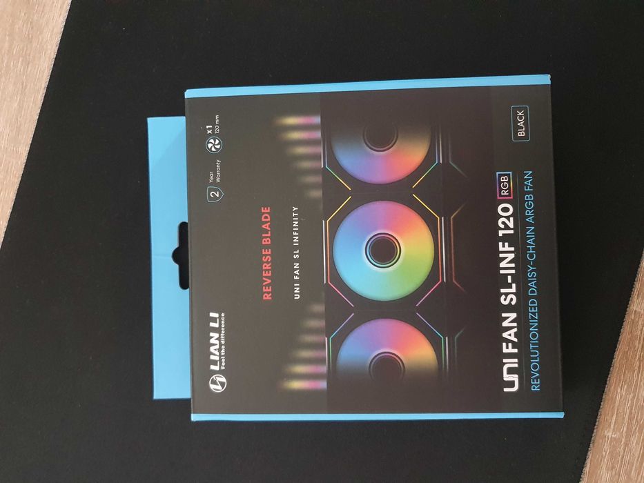 Vand ventilator Lian Li 120mm RGB- NOU!!