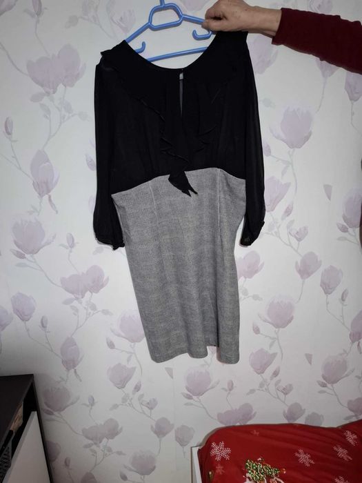 Rochie eleganta, tul si stofa.