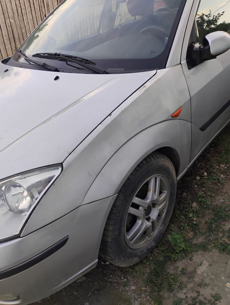 Ford focus 1 1 8 tdci an 2003 noembrie