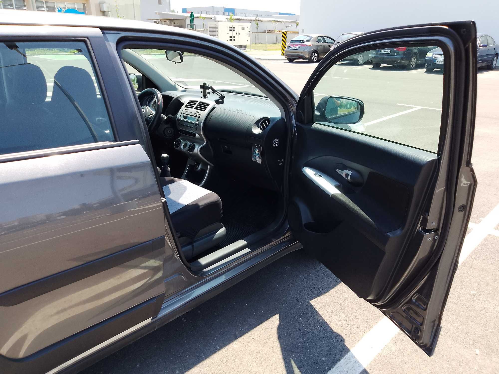 Toyota Urban Cruiser 1,33 VVT-I , с автокаско, климатроник, 6 скорости