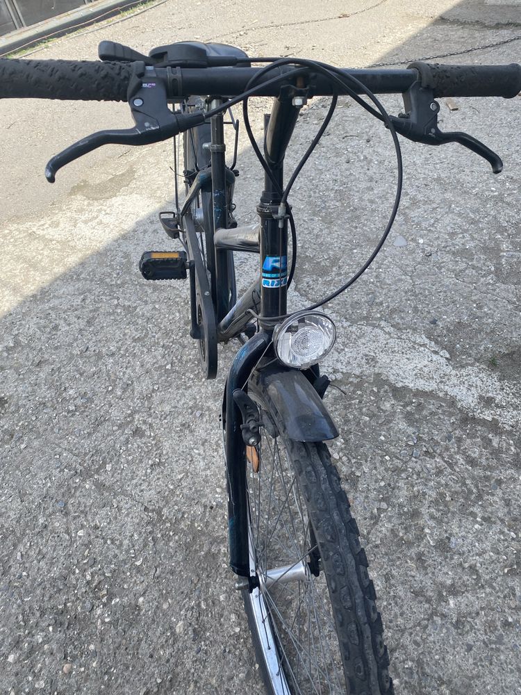 Bicicleta cadru metal