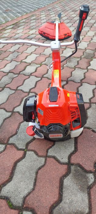 Vând motocoasă profesională Hecth 163