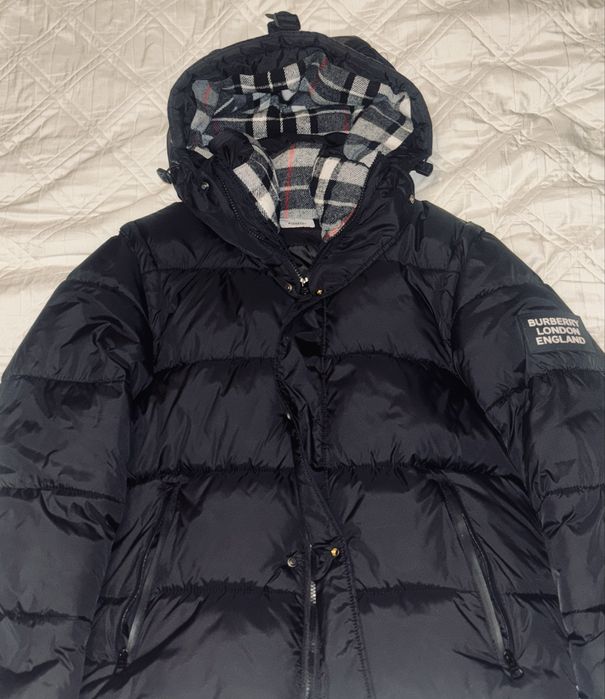 продам зимнюю куртку от burberry