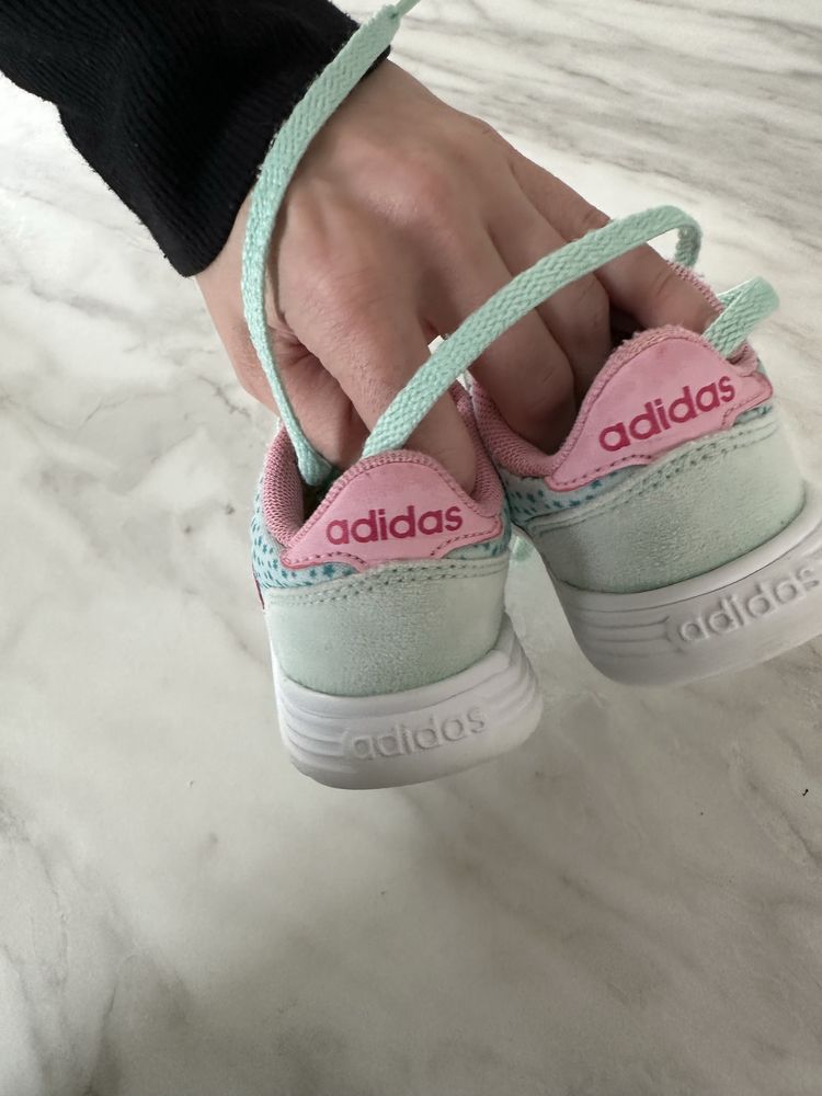 Детски Маратонки Adidas номер 21