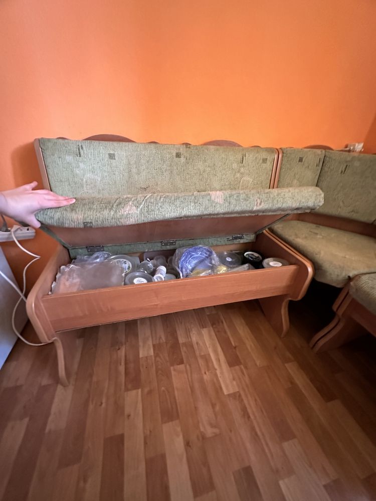 Кухонный угловой диван, мягкий уголок