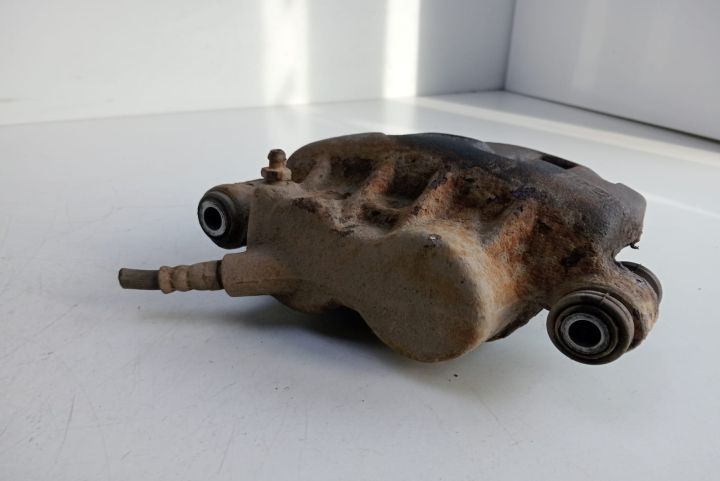 Etrier  frana stanga fata 1270669548 Opel Movano A seria