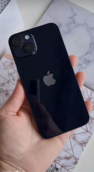 Iphone 14 navy blue