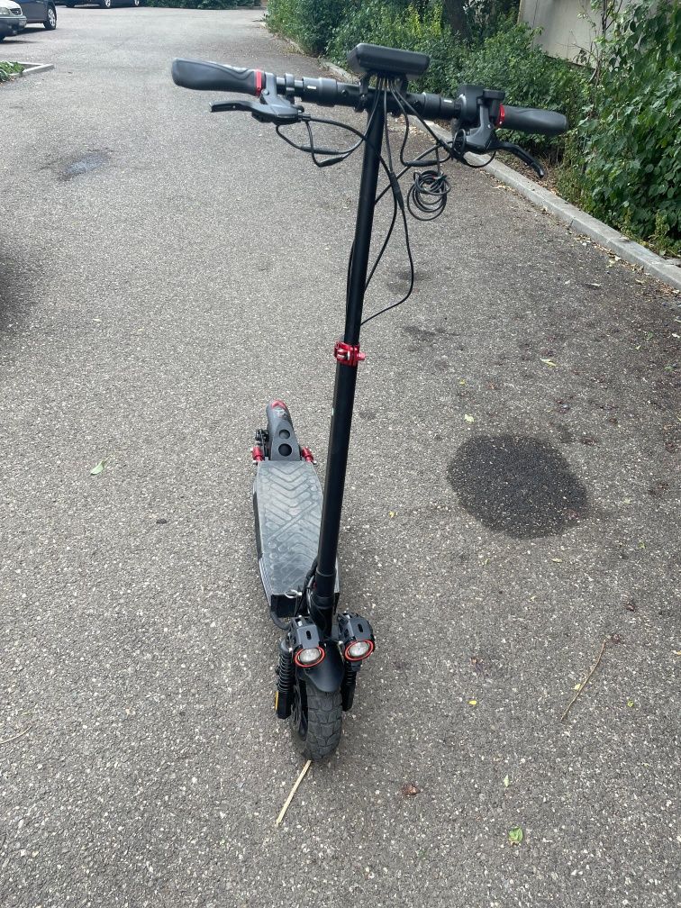 De vânzare trotineta electrica Iscooter ix4