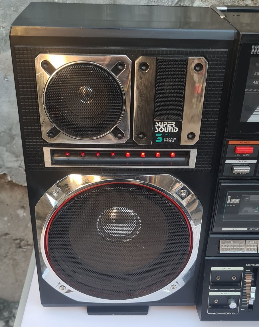 InterSound Super Jumbo J-747S