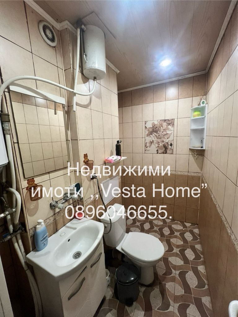 Дава се под наем Двустаен апартамент в Казанлък - 64 кв.м за 40800 € - Снимка #5