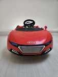 Masinuta electrica Audi
