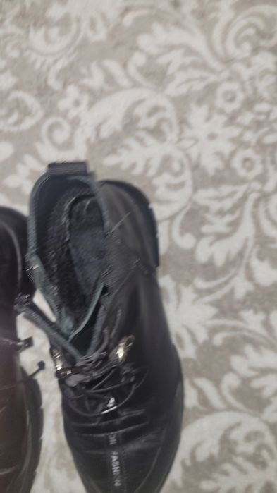 Piele marime 40 ,conform foto