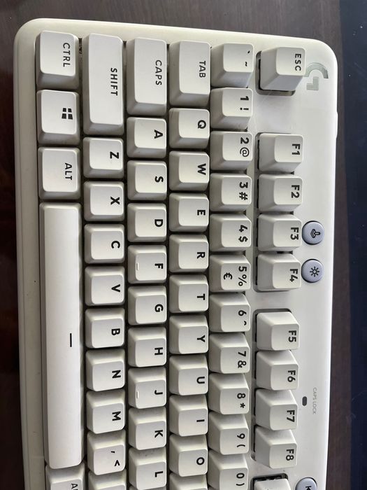 Tastatura gaming Logitech