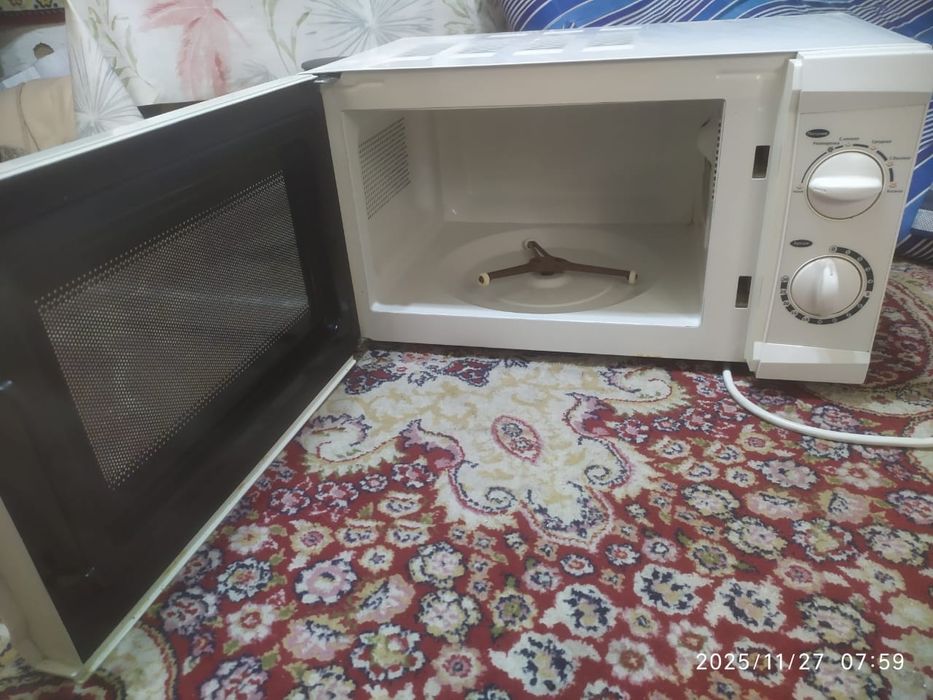 Микравалновка AVA
