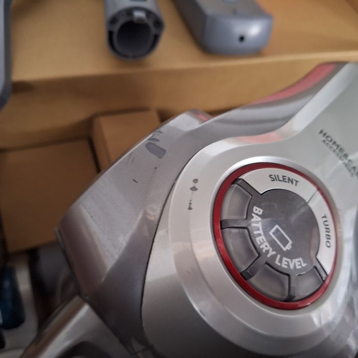 Акумулаторна прахосмукачка Hoover H Free 700 с два броя батерии