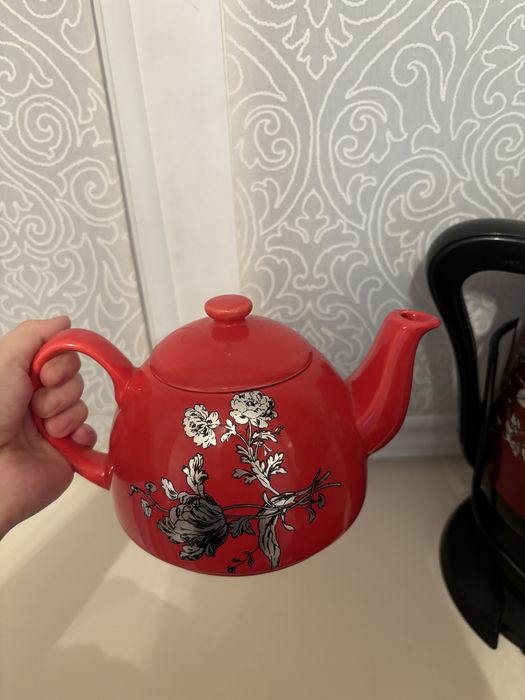 Электрический самовар с заварником