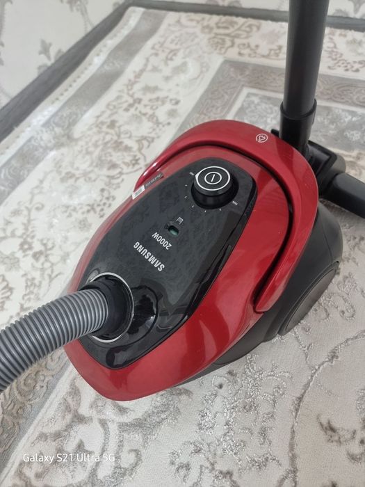 Pilesos  Samsung srochna sotiladi.