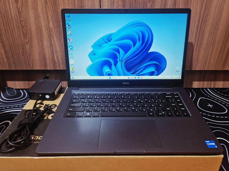 RedmiBook 15 ssd256,ozu8 11 gen!