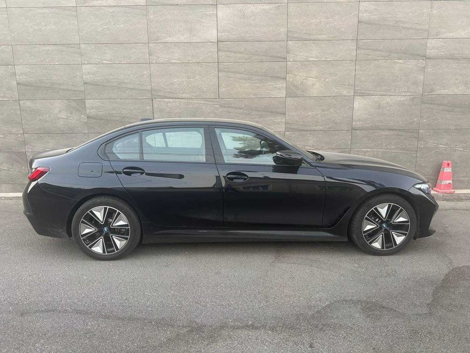 BMW i3 40 L full комплектация