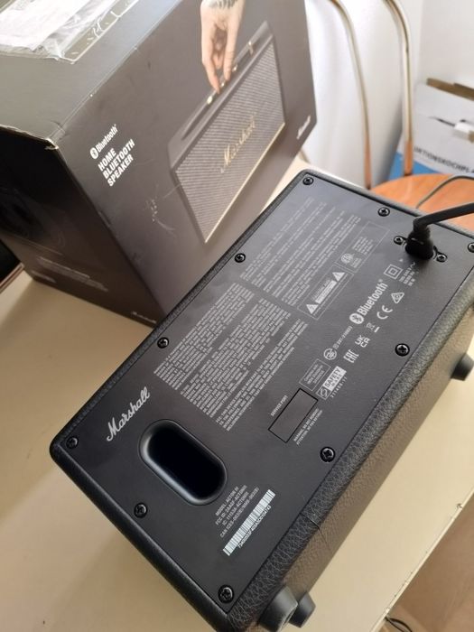 Boxa Marshall căști Marshall