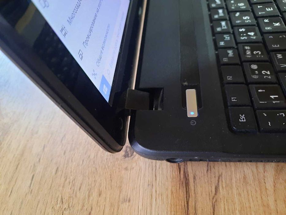 Noutbook Acer Q1LI3M2 Core i 5 3-Avlod 6/128 Sotiladi!!