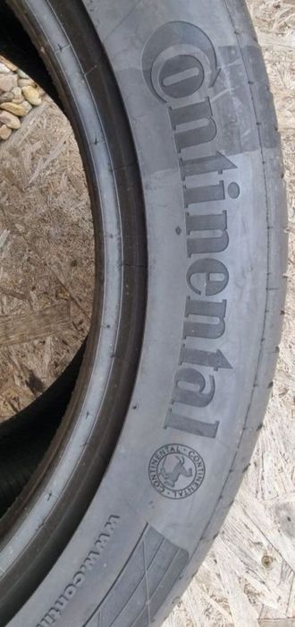 Anvelopa Continental 245/65 R17 111T  Continental 255/45 R18 103H XL