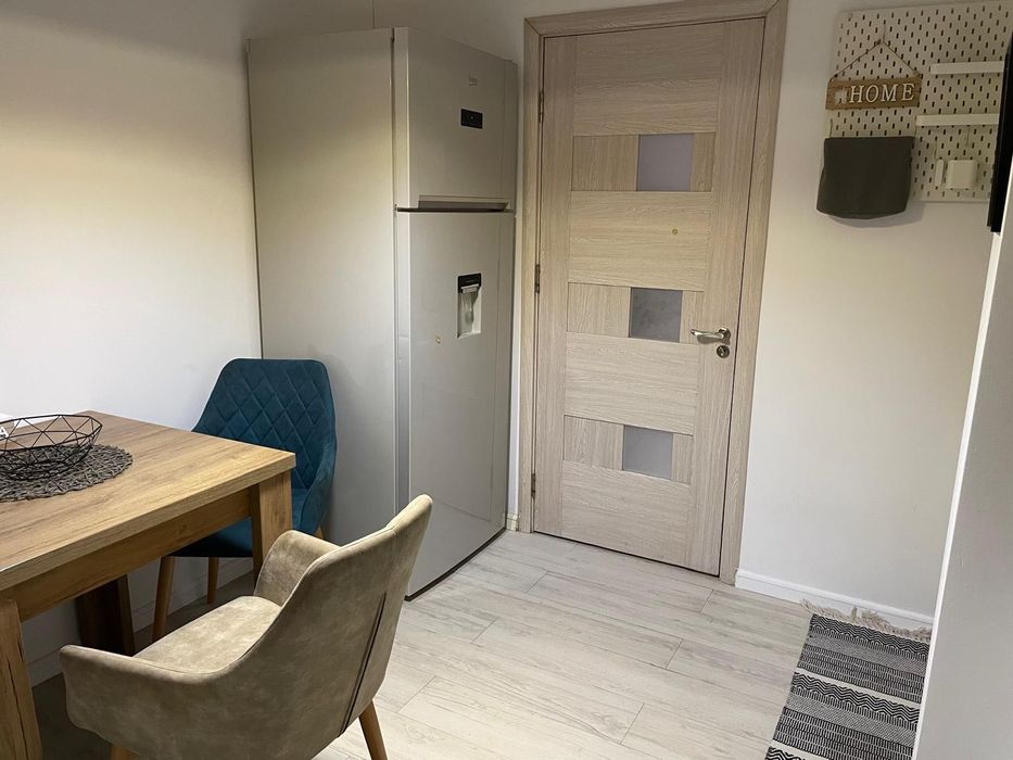 Apartament 3 camere decomandat de închiriat Brazda lui Novac