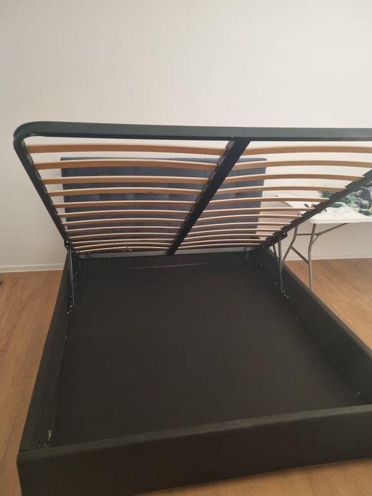 Pat tapitat AMORE NEW cu somiera rabatabila si spatiu de depozitare