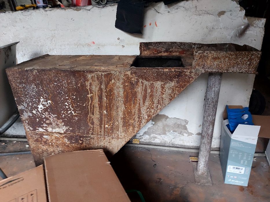 Печка для топки в хорошем состоянии