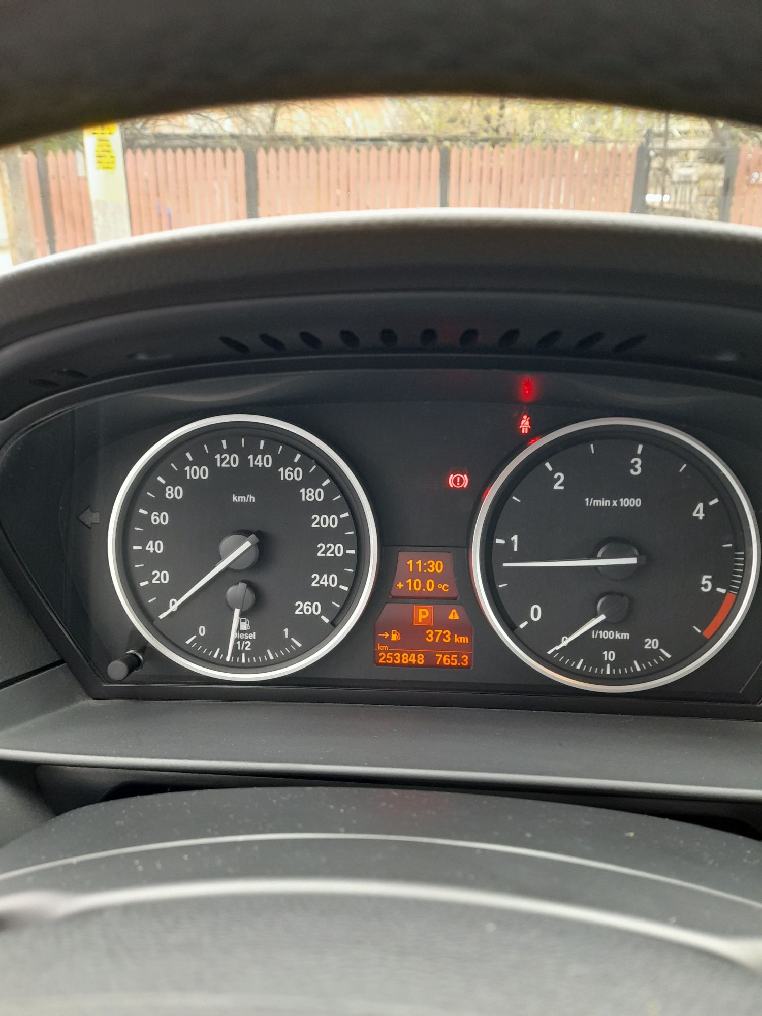 Proprietar vând autoturism marca BMW E60 520d, fabricație 2007