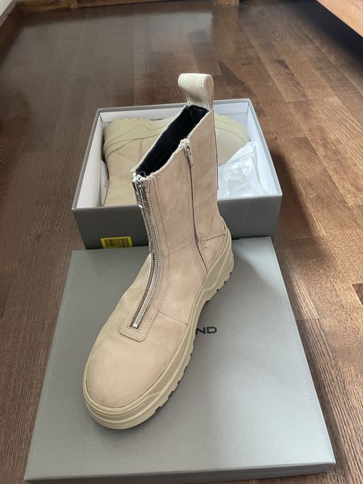 Vagabond бнови боти