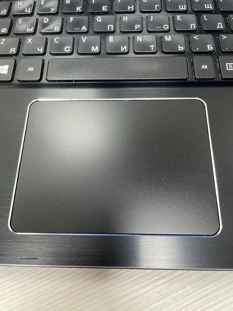 Ноутбук Acer core i3-7th ОЗУ 8gb SSD 128gb+1tb HDD Geforce 2gb