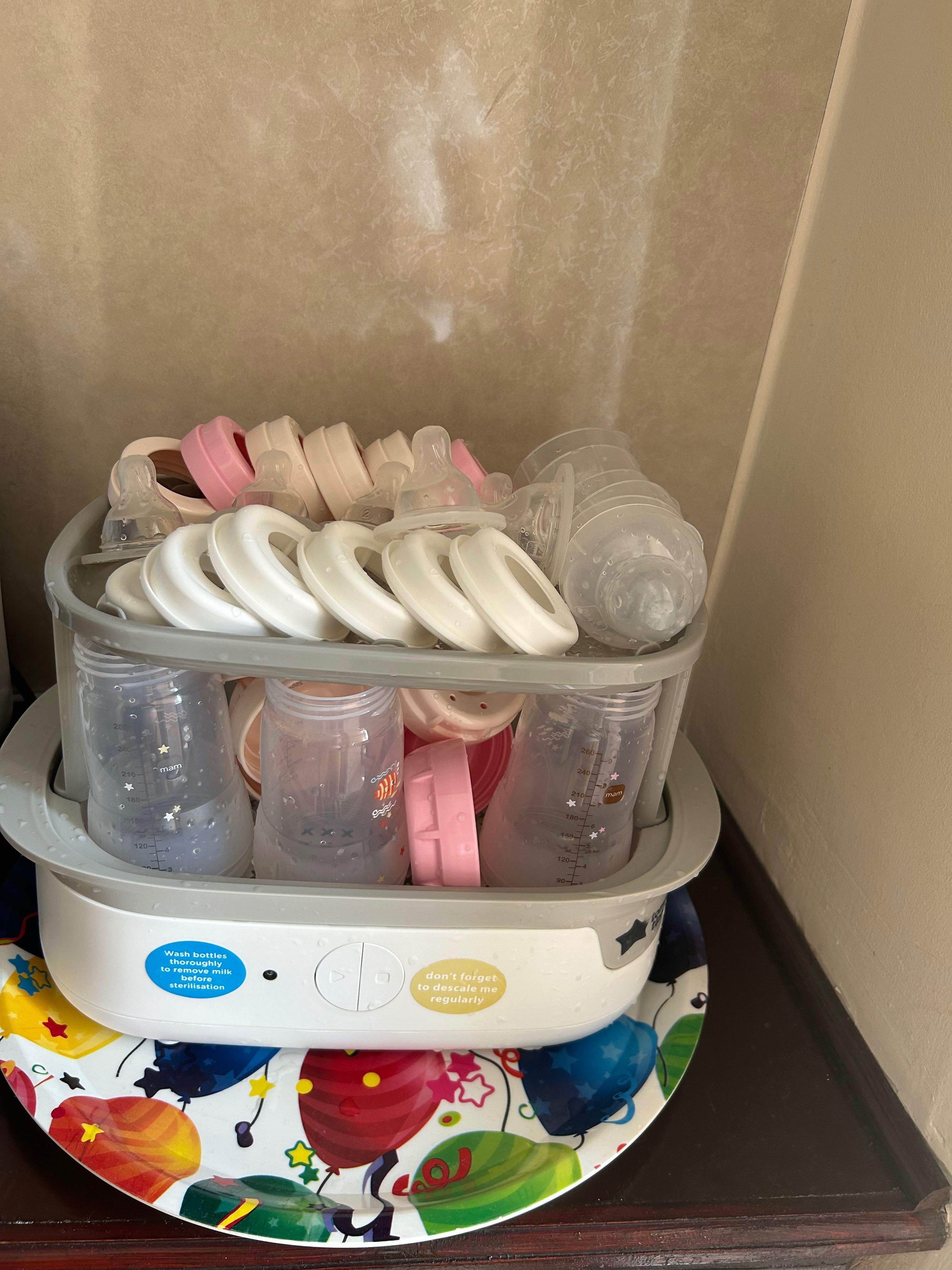 Продавам комплект уреди Tommee tippee!