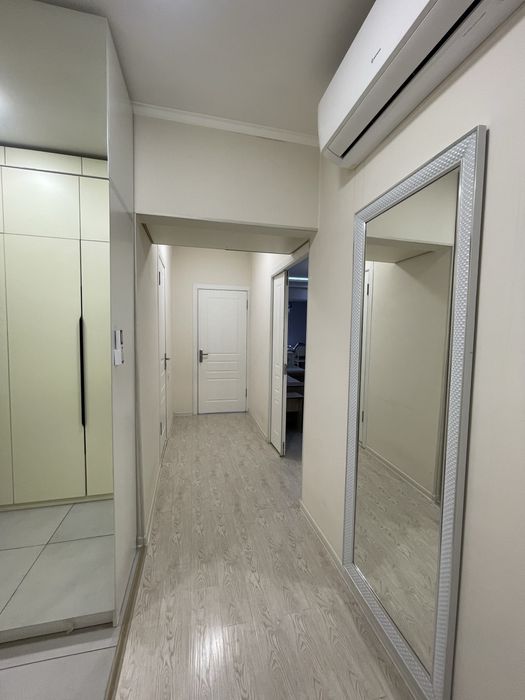 Продаю квартиру Юнусабад 19 (2ком в 3/2/5)