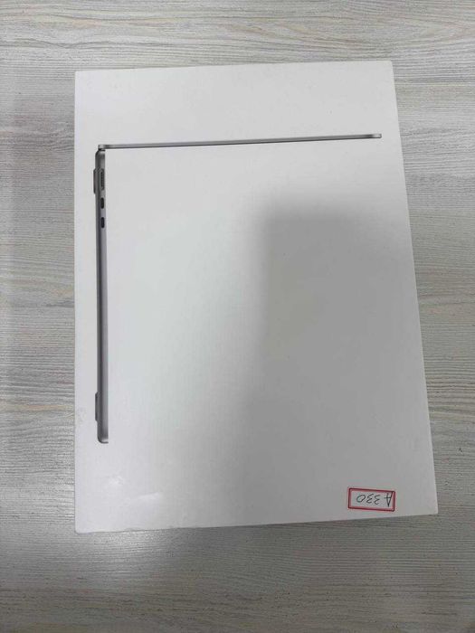 Macbook M2 Air 16GB 512GB Yangidek