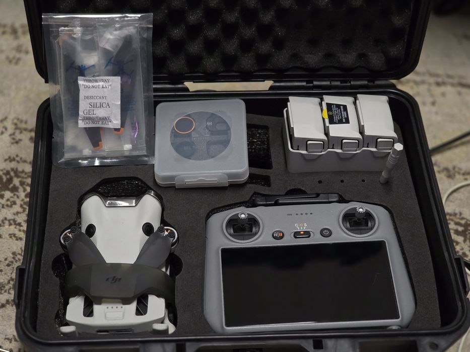 DJI Mini 4 PRO Fly More combo