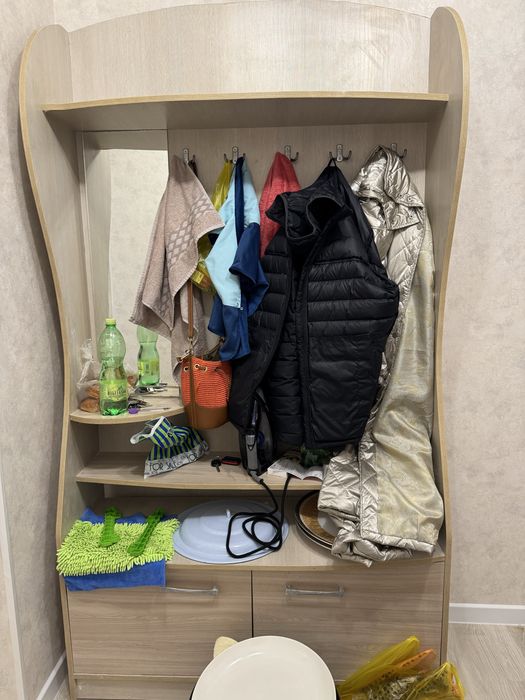 Прихожая с зеркалом