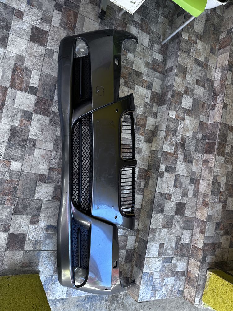 Vând bară față BMW e90 NFL