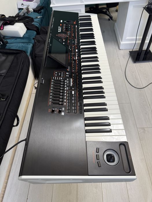 Korg Pa4x Pro 76 de clape