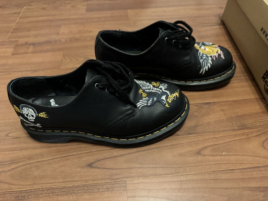 Обувки Dr. Martens