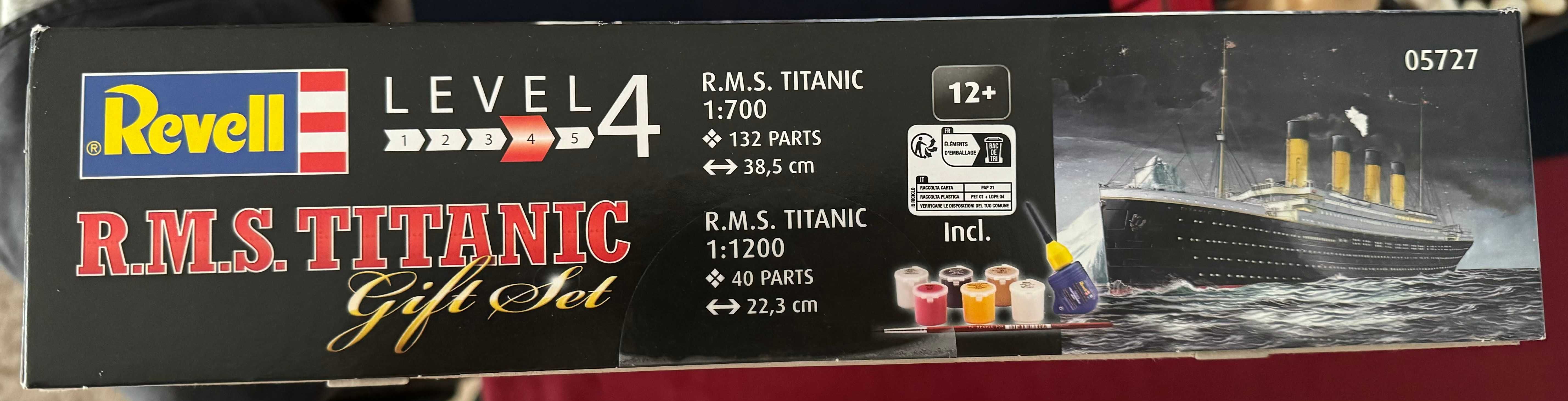 Revell 05727 - R.M.S. Titanic подаръчен комплект модел на кораб