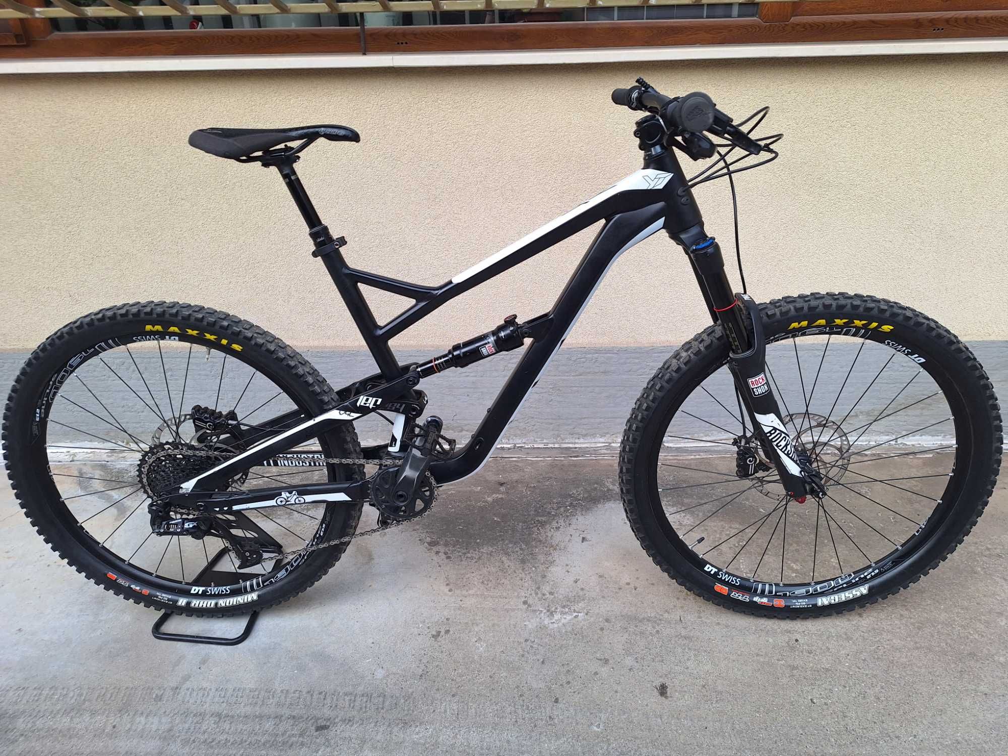 YT Jeffsy AL Two 27.5 L