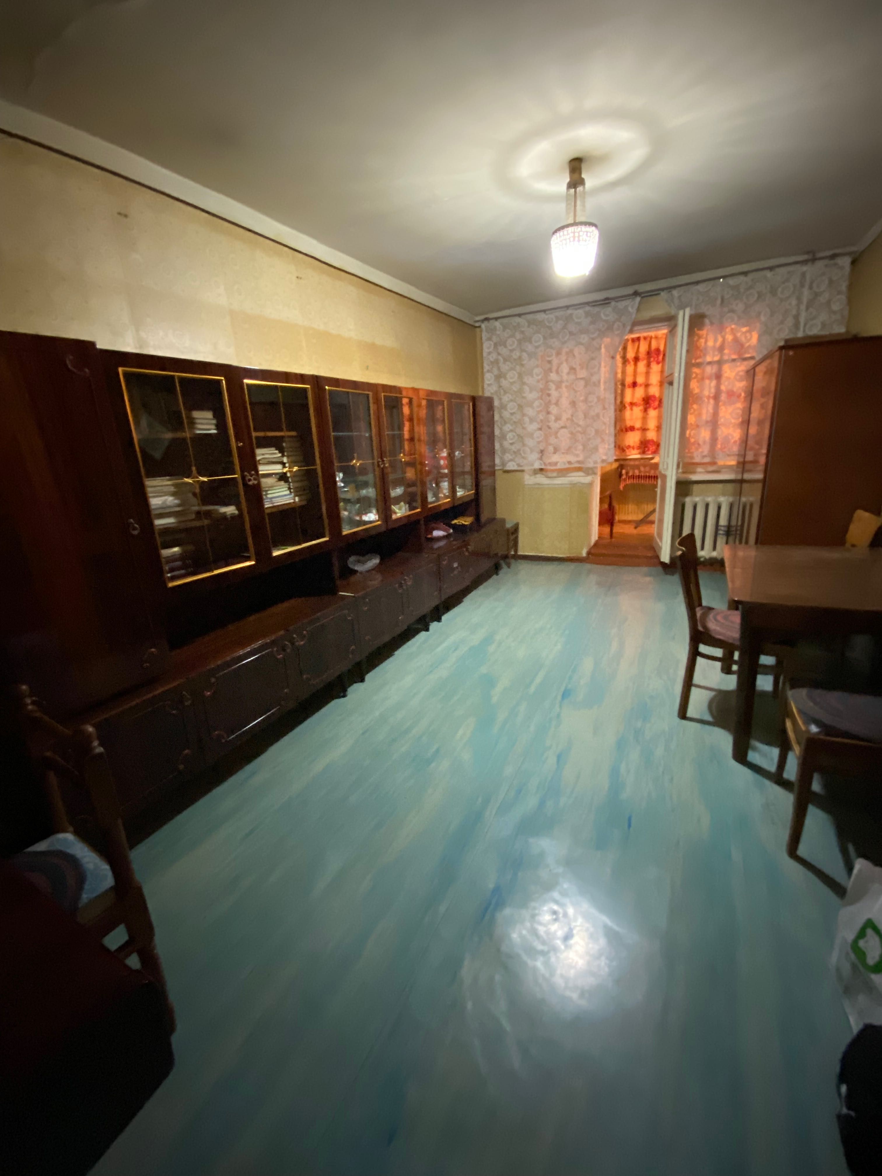 Собственник. Продажа трех  комнатной квартиры на улице Багдад